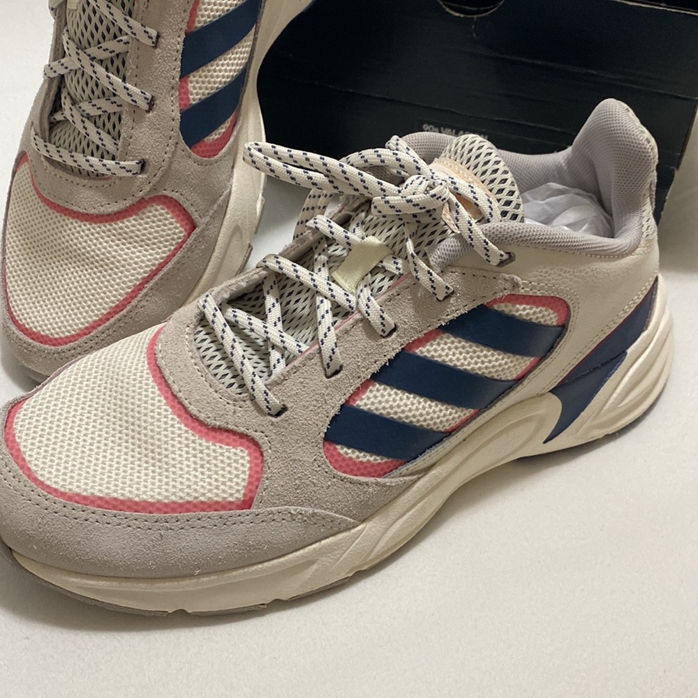 Adidas Women's 90s Valasion EE9907 Running Shoes Sneakers White Grey Pink Blue